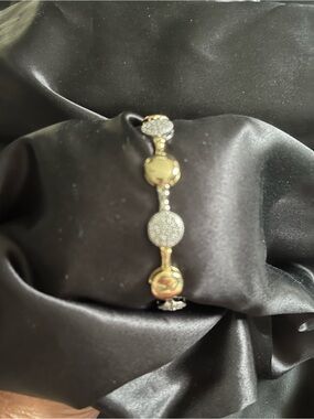 14K Gold Filled Disc Bracelet – 7.25 Inch – 18.12g